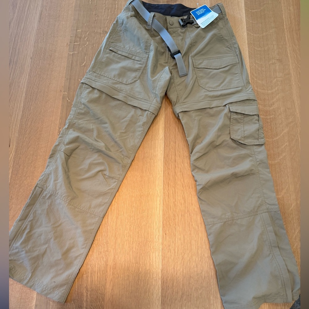 Eastern Mountain Sports Women's Camp Cargo Convertible Zip off Pants